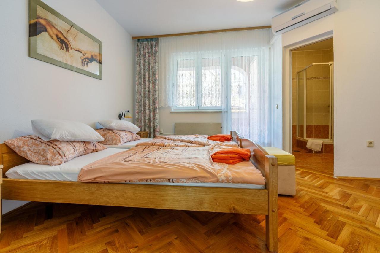 Apartments Villa 7 Crikvenica Kültér fotó